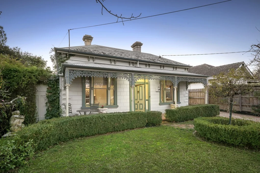 363 Elgar Road